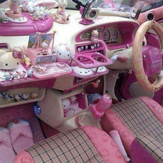 Welcome to Hello Kitty fandom, automobile style