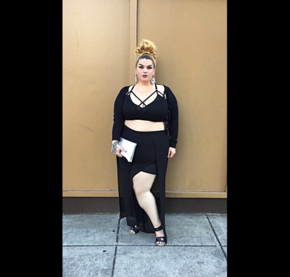 Red hot and sleek black: two plus size lingerie looks – A Curious Fancy