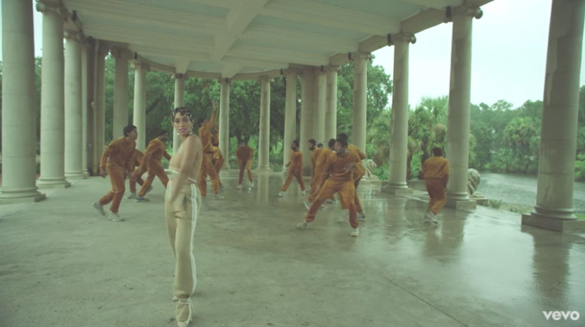Screenshot from "Don't Touch My Hair" music video by Solange