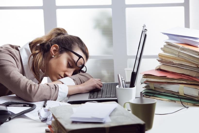 The mid-afternoon slump is a well-known phenomenon, tempting office workers everywhere to crawl under their desks for a quick nap.