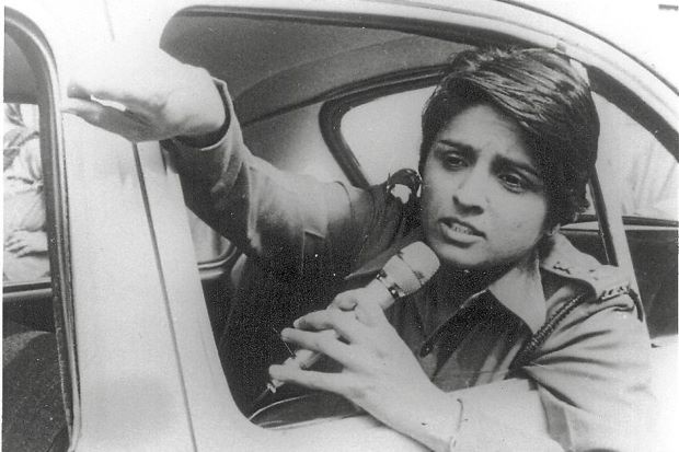 Bedi, the then Deputy Police Commissioner of Traffic, tows away tows the then Prime Minister Indira Gandhi's illegally parked car, August  4, 1982. 