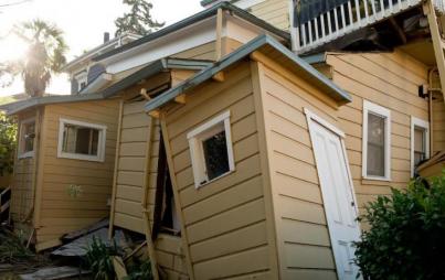 A Napa home damaged by the earthquake (Credit: Alvin Jornada/EPA)